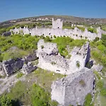 Bed & Breakfast Kleine Hexe 3* Пировац