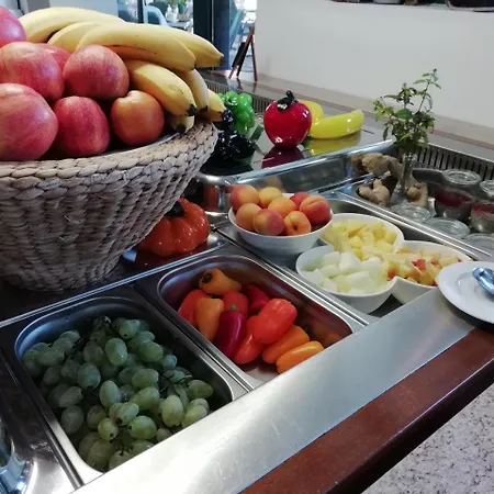 Gasthof Kleine Hexe Pirovac