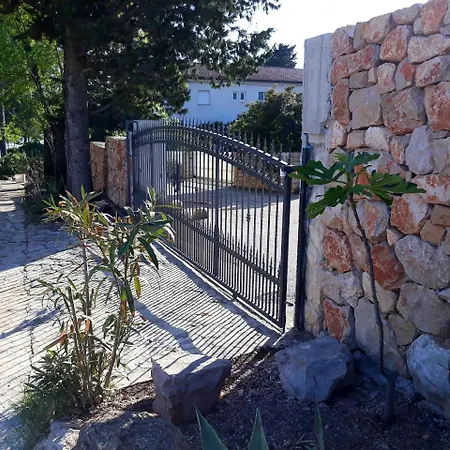 בית הארחה Kleine Hexe 3*