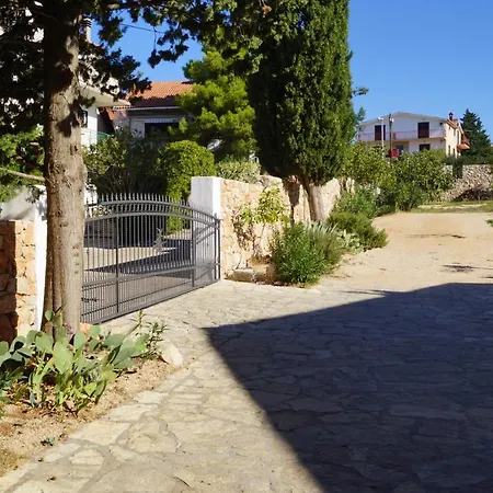 Bed & Breakfast Kleine Hexe 3*