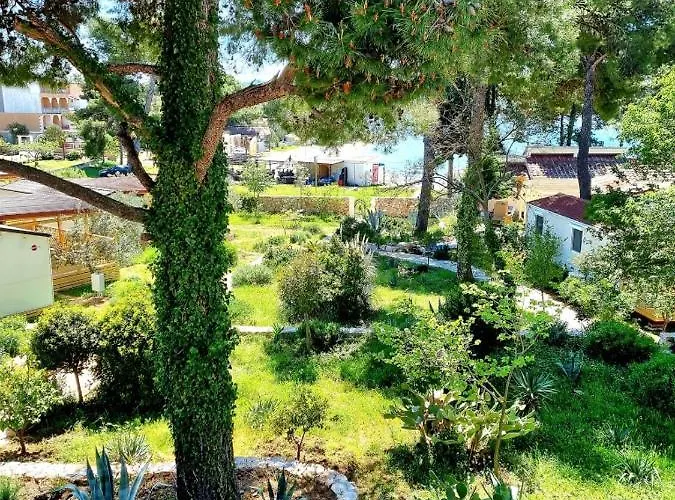 Gasthof Bed&Breakfast Kleine Hexe 3*