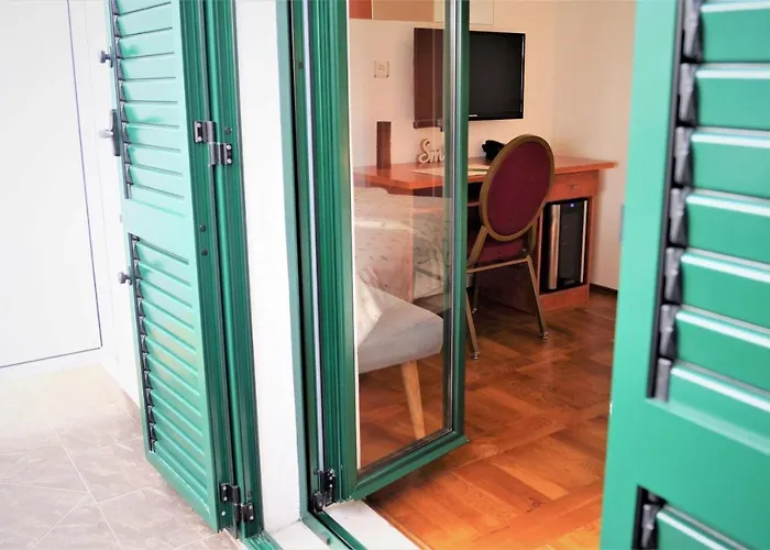 Bed & Breakfast Kleine Hexe Gasthuis Pirovac