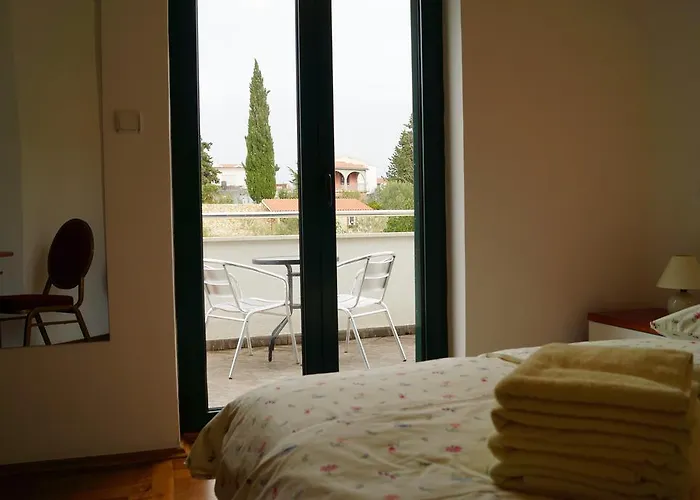 Bed&Breakfast Kleine Hexe Gasthof Pirovac